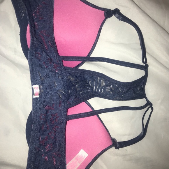 Bra from VS pink - Picture 2 of 4
